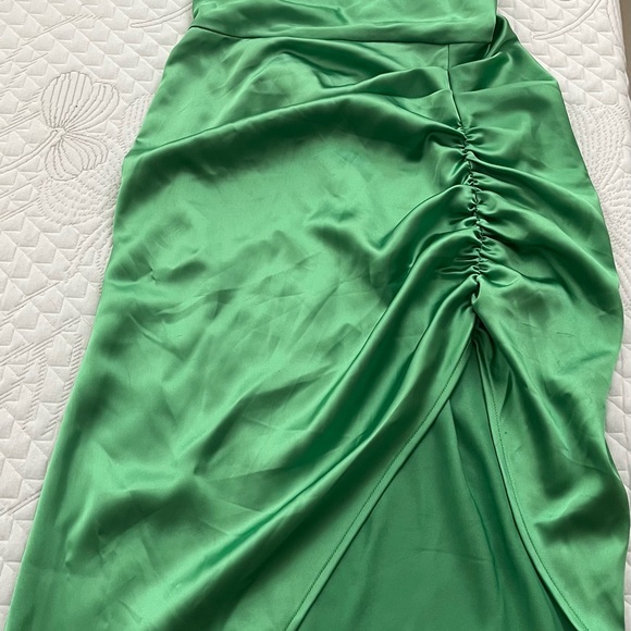 Forever 21 silk green cowl neck dress - Picture 1 of 5